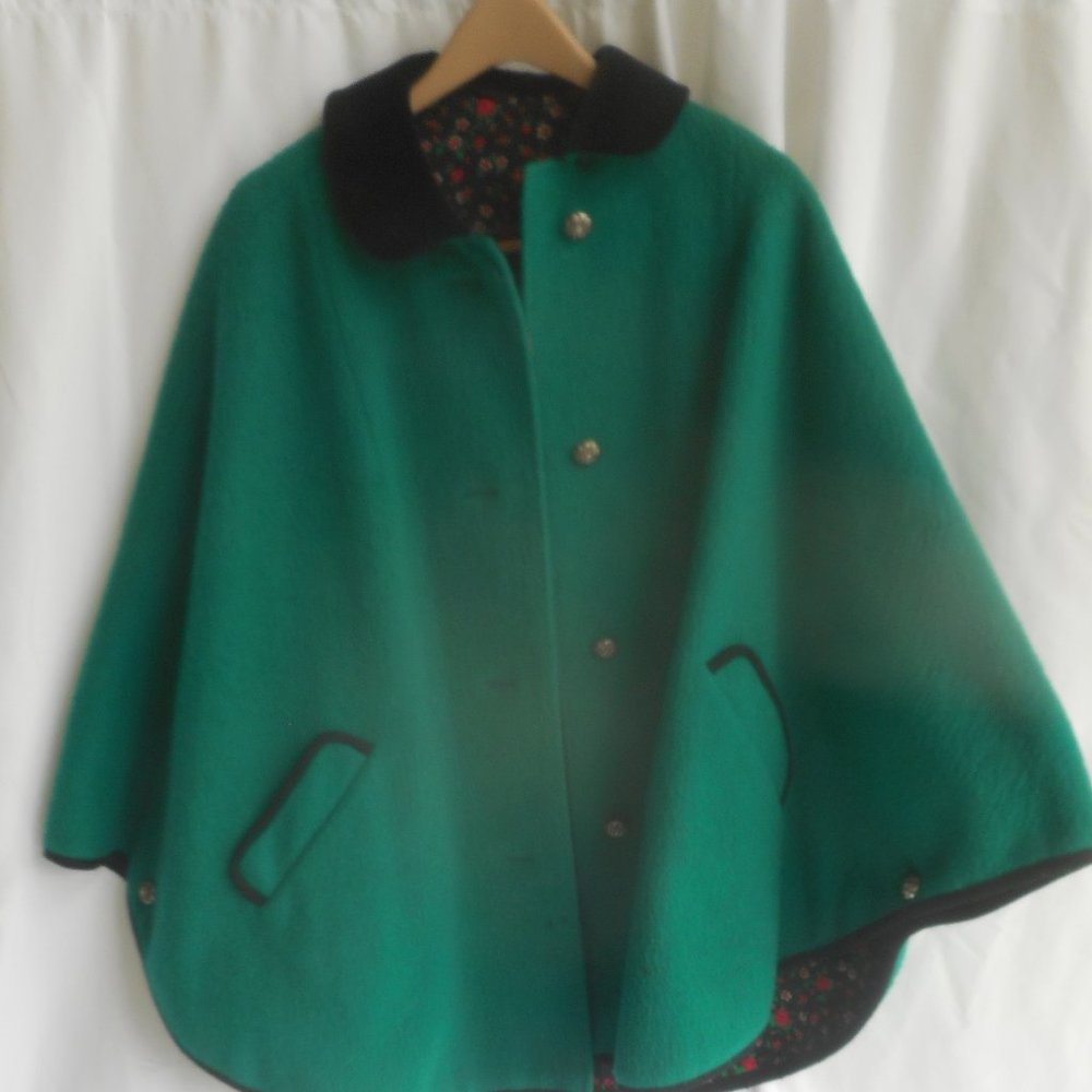 Bavarian Loden Cape with velvet collar